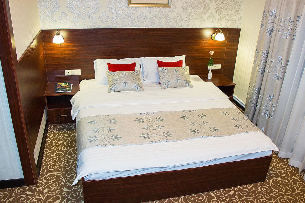Silk Way Hotel Almaty Exterior photo